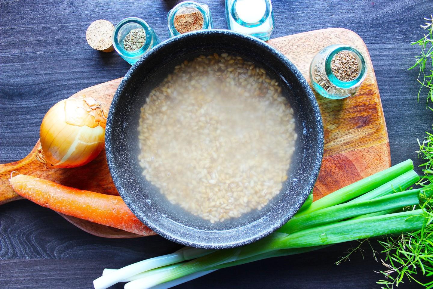 Шаг 2 приготовления Перловая каша с мясом в мультиварке