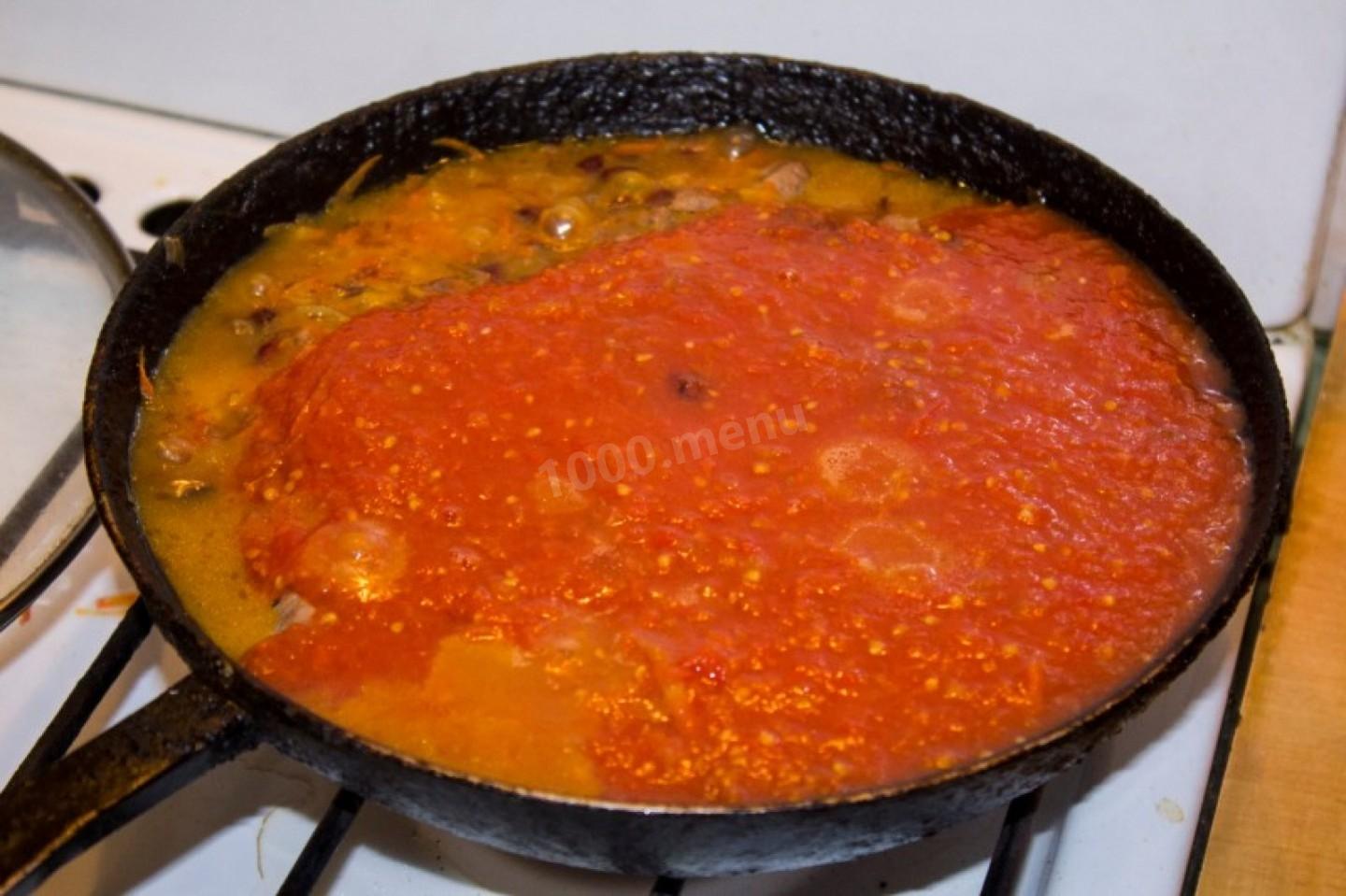Шаг 15 приготовления Мясо с фасолью в томатном соусе тушеные