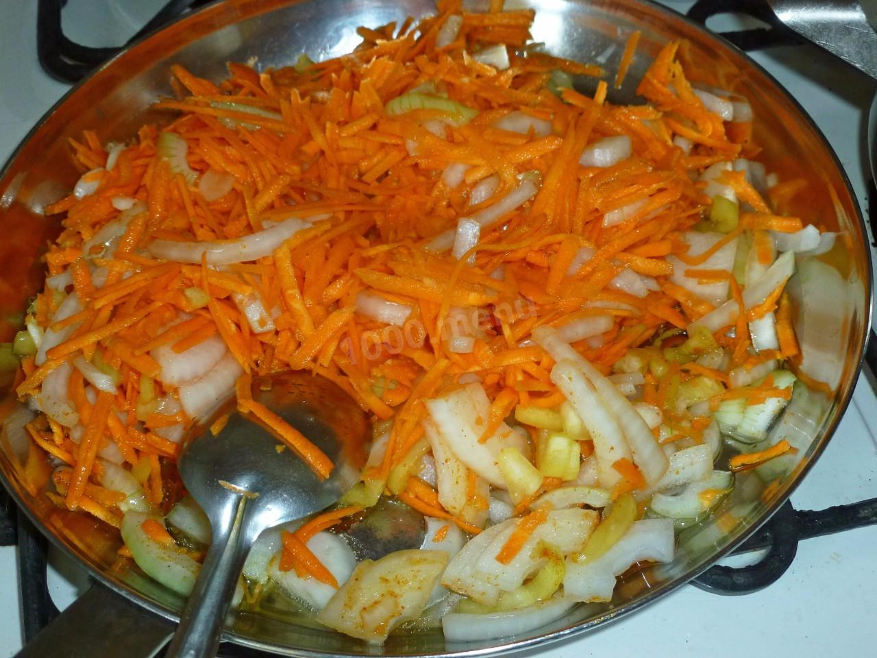 Шаг 9 приготовления Гуляш из куриных желудков