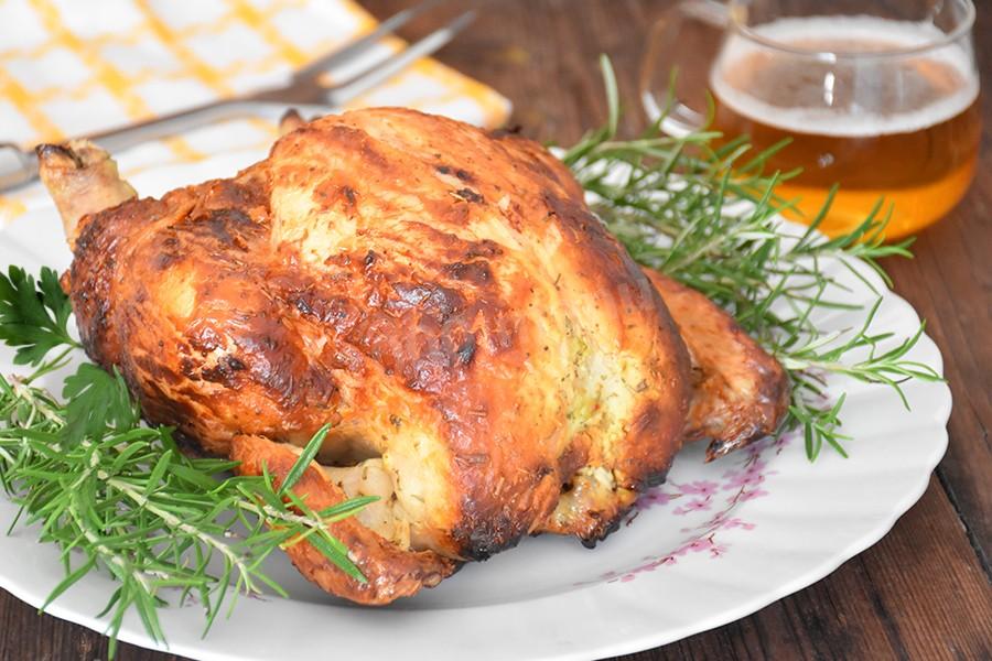 Обложка рецепта Курица с банкой пива