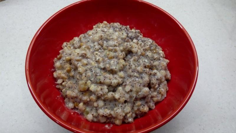 Шаг 5 приготовления Кутья из пшеницы в мультиварке