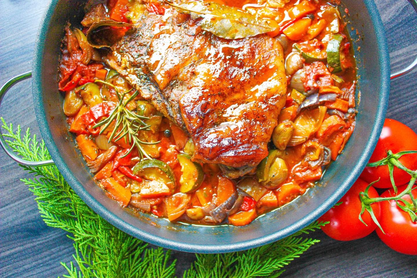 Шаг 10 приготовления Рёбра дикого кабана с овощами в духовке