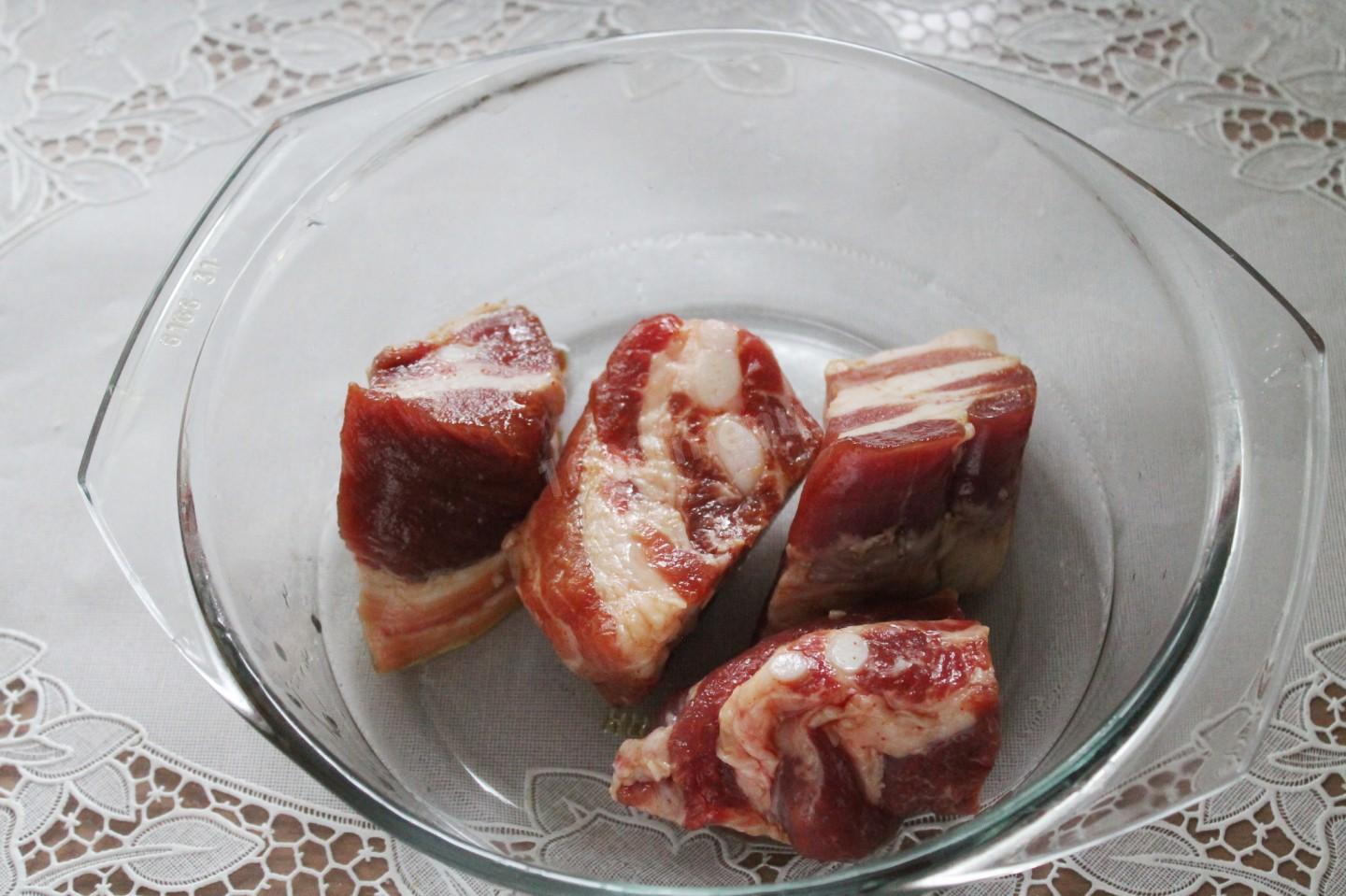 Шаг 4 приготовления Овощное рагу с мясом кабачками и картошкой в духовке