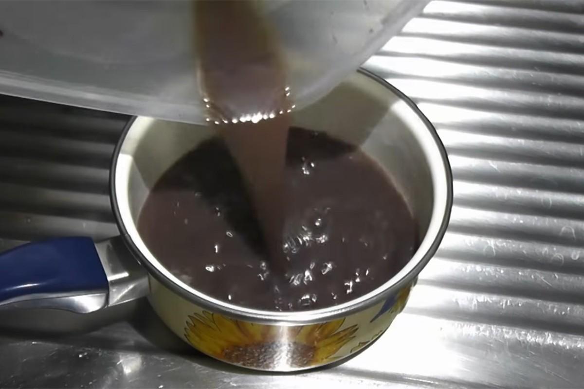 Шаг 7 приготовления Мясо кабана в духовке с соусом