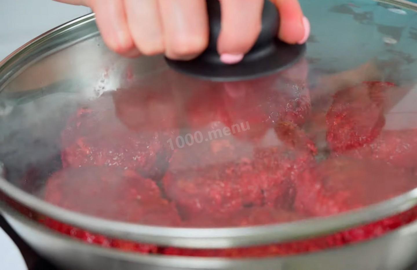 Шаг 11 приготовления Котлеты со свеклой и мясным фаршем