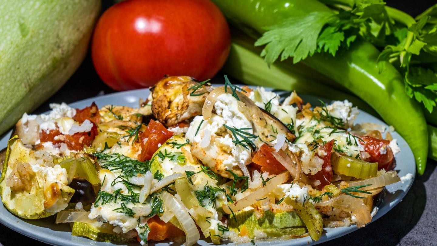 Шаг 11 приготовления Овощное рагу с кабачками и баклажанами и моцареллой