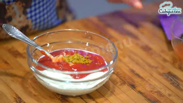 Шаг 16 приготовления Фаршированный мясом болгарский перец в духовке со сметаной