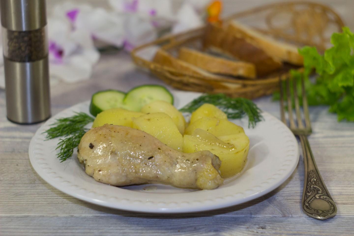 Шаг 20 приготовления Куриные ножки с картошкой в рукаве