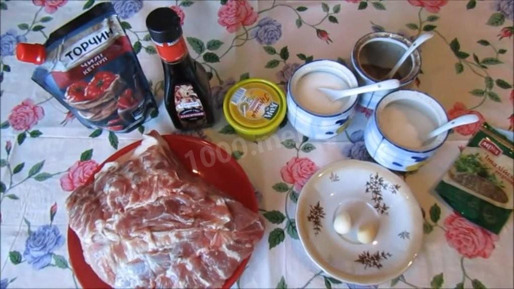 Шаг 1 приготовления Свиной ошеек в остром маринаде, запечённый в духовке