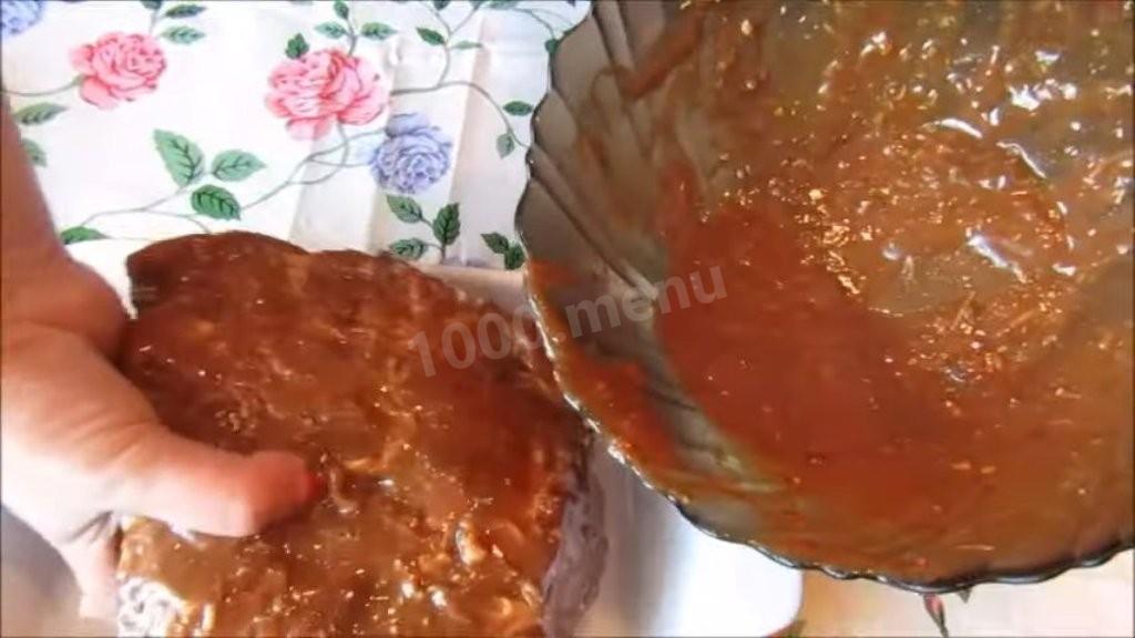 Шаг 3 приготовления Свиной ошеек в остром маринаде, запечённый в духовке