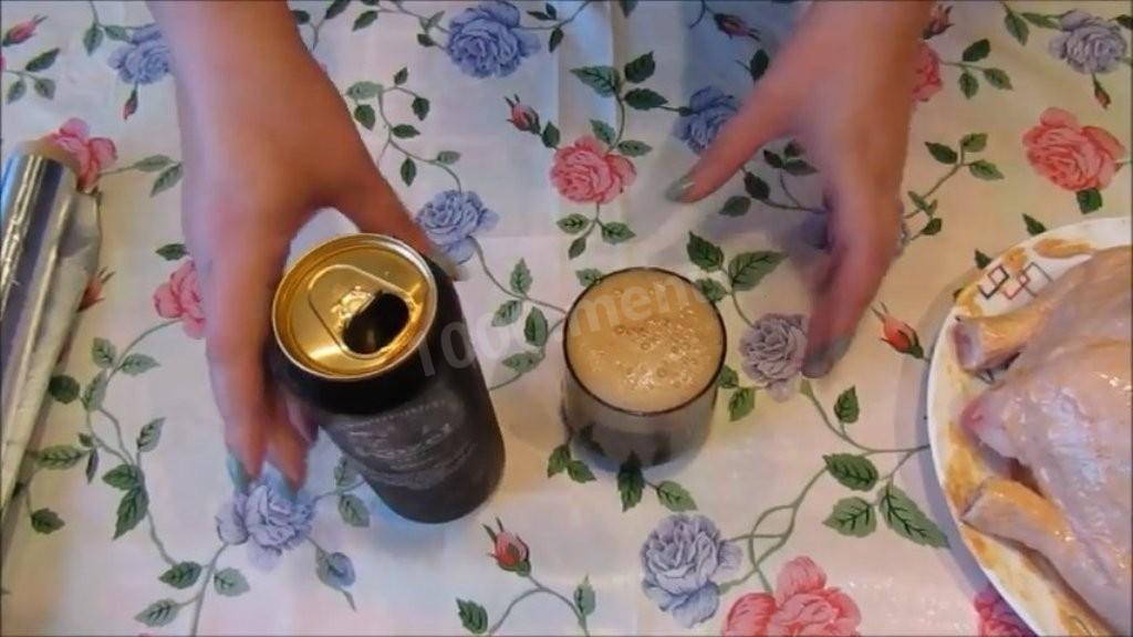 Шаг 3 приготовления Курица на пивной банке