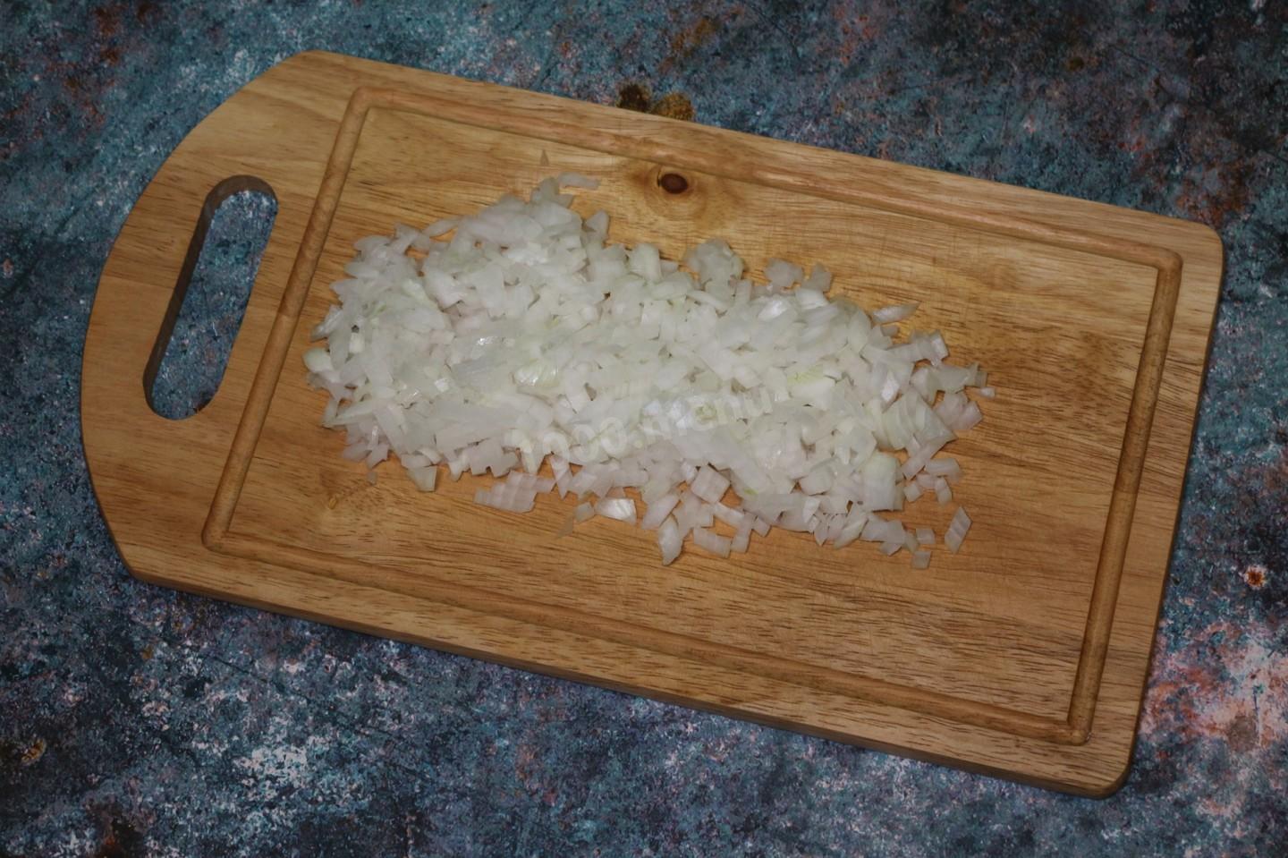 Шаг 2 приготовления Рис с тунцом и овощами