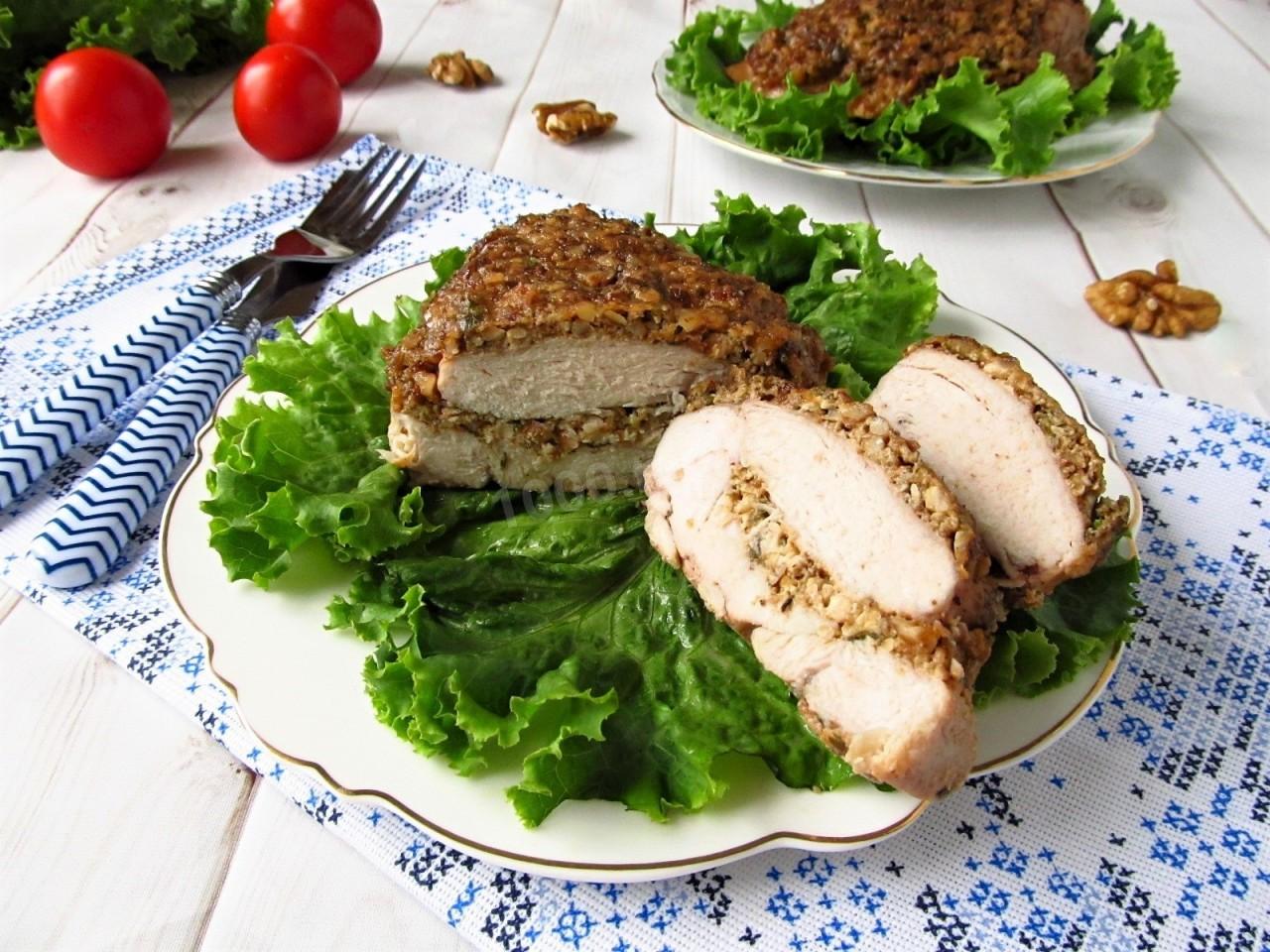 Шаг 14 приготовления Куриная грудка с грецкими орехами запеченная в духовке