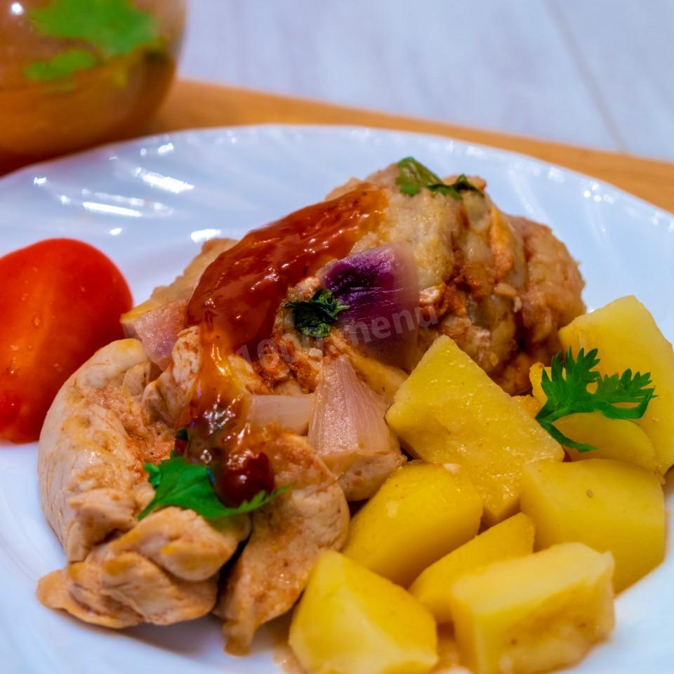 Шаг 14 приготовления Куриная грудка с яблоком под острым томатным соусом