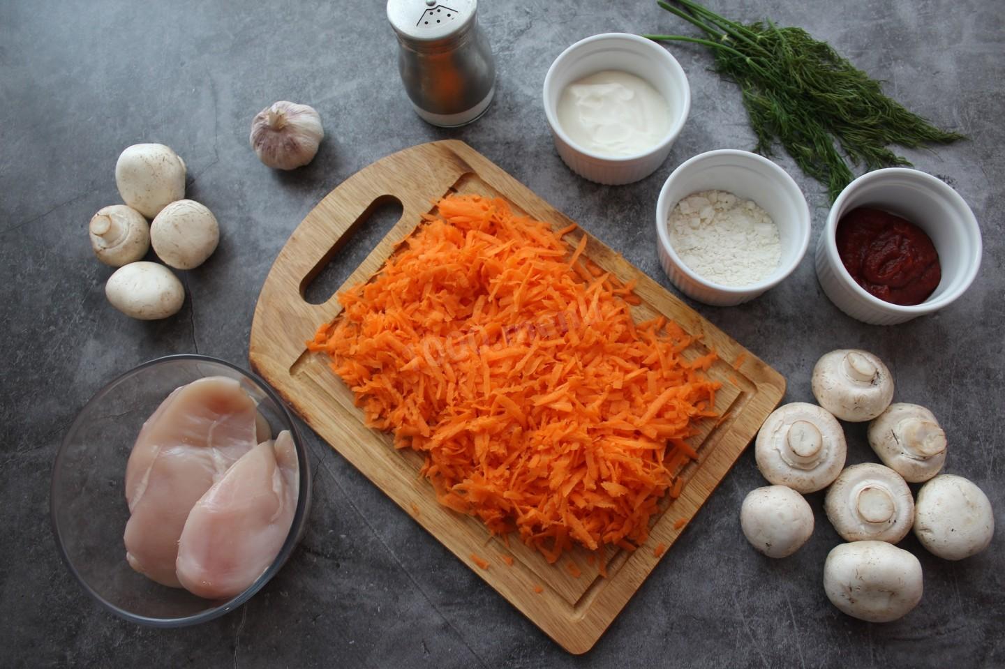 Шаг 3 приготовления Куриный гуляш с шампиньонами как в детском саду