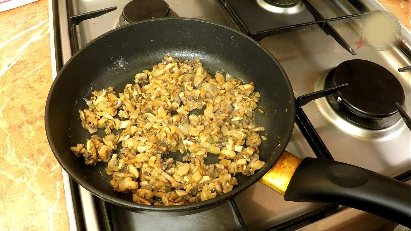 Шаг 4 приготовления Соломоны Мясо отбивное под грибным соусом