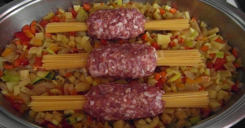 Шаг 1 приготовления Фарш на макаронах  Дедушкины усы
