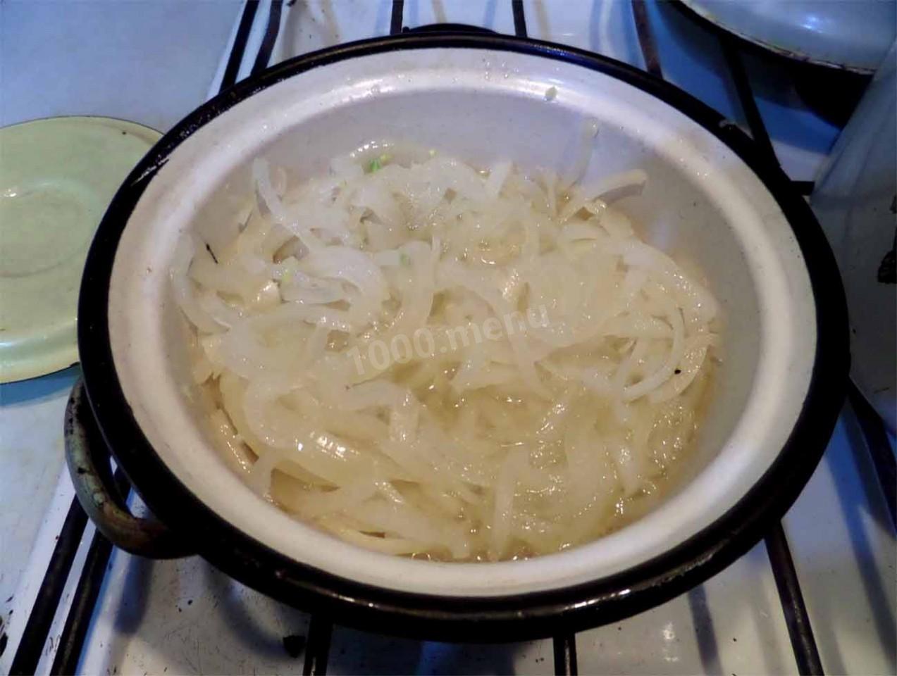 Шаг 8 приготовления Бешбармак с мясом индейки по-русски