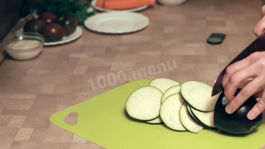 Шаг 1 приготовления Запеканка из баклажанов с мясным фаршем