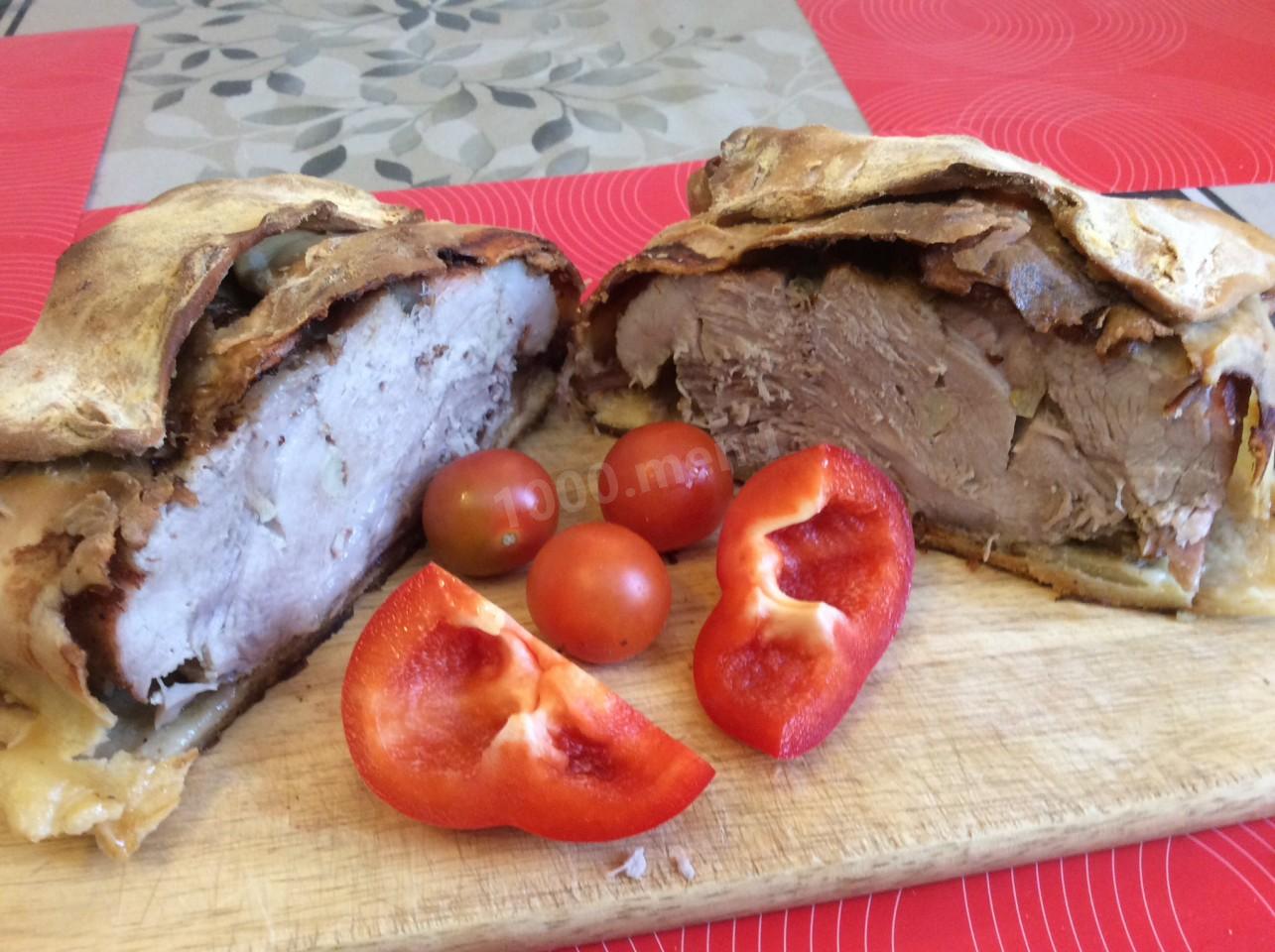 Шаг 11 приготовления Мясо запечённое в тесте