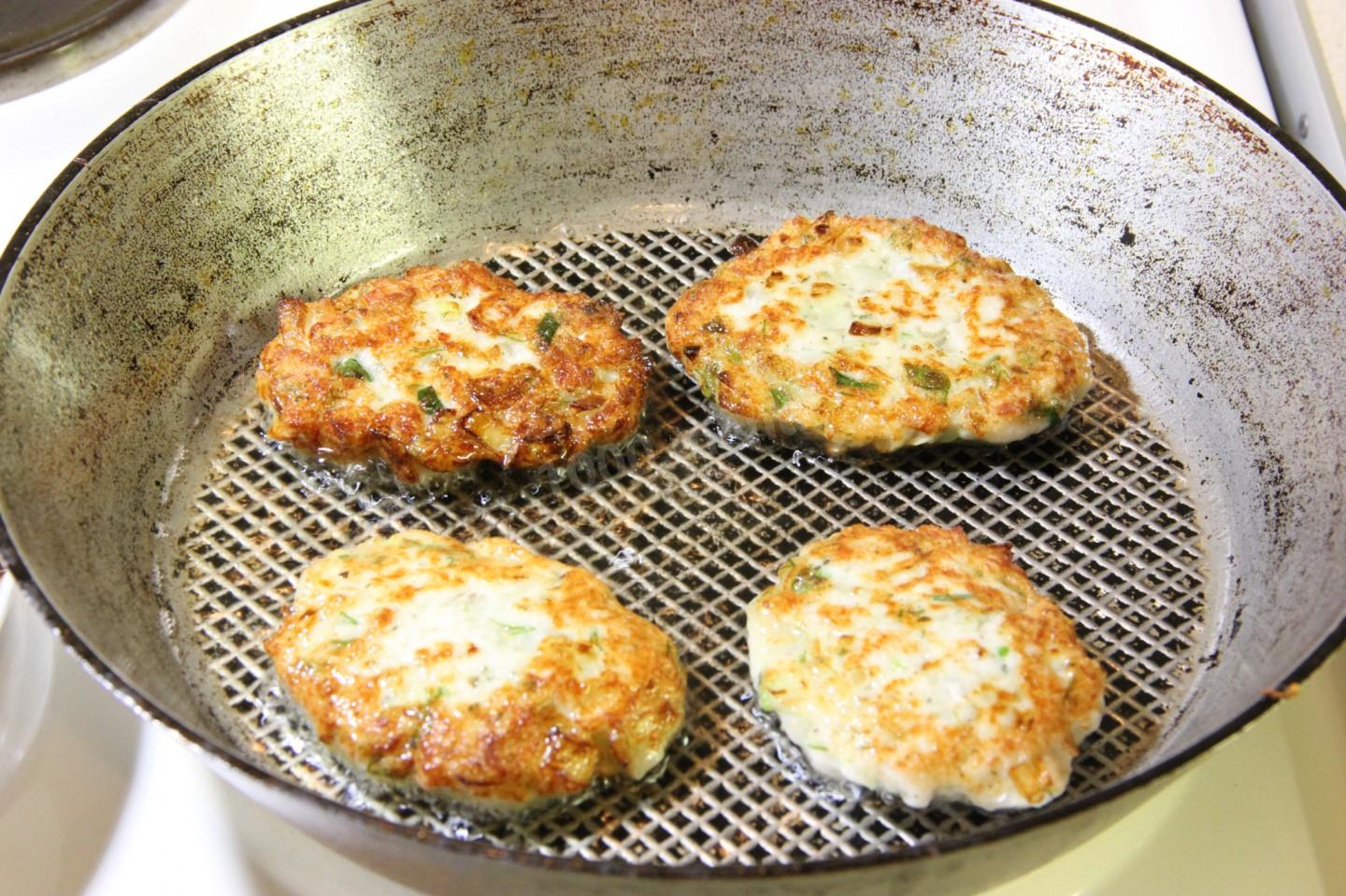 Шаг 12 приготовления Рубленные котлеты куриные