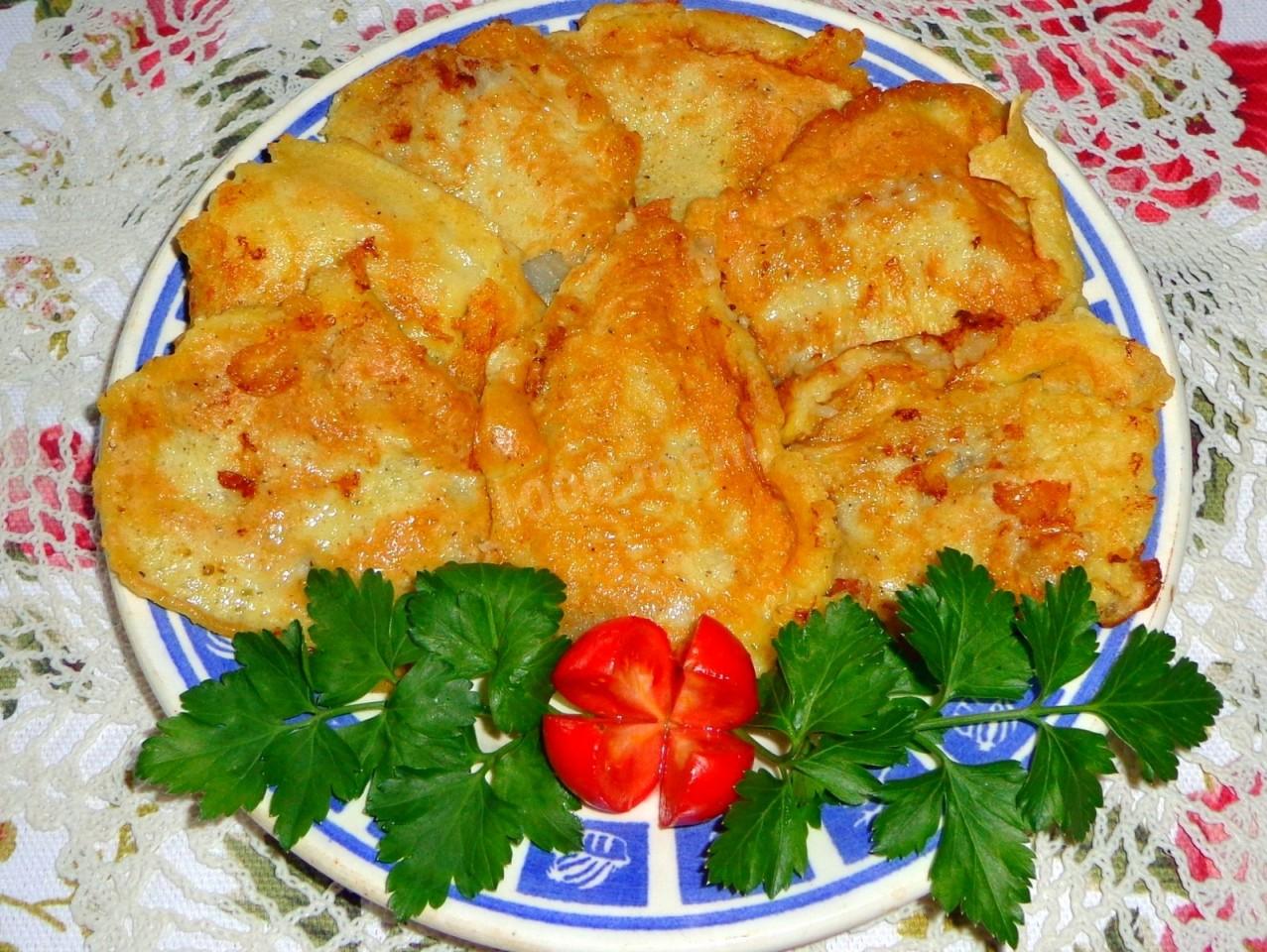 Шаг 8 приготовления Минтай жареный в кляре с мукой