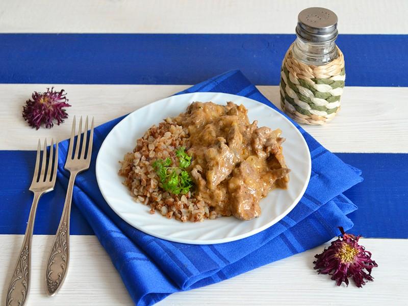 Обложка рецепта Печень куриная по строгановски