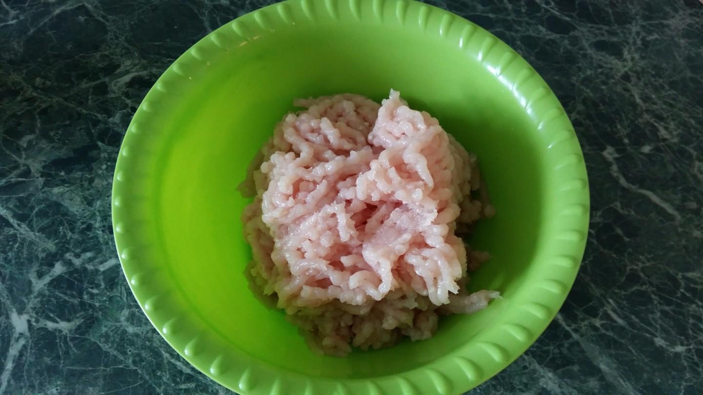 Шаг 2 приготовления Куриный хлеб