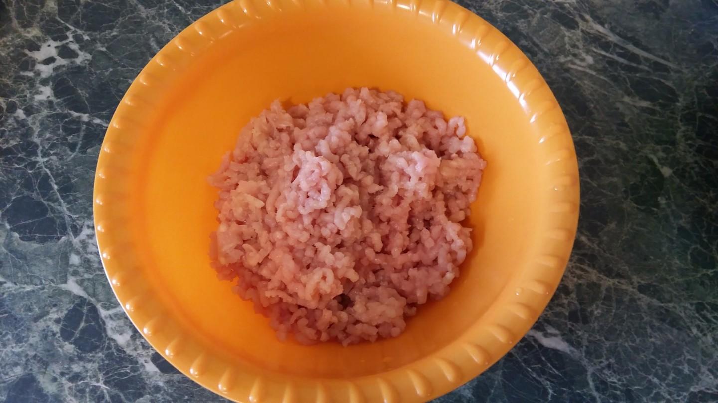 Шаг 2 приготовления Картофельно-куриные оладьи