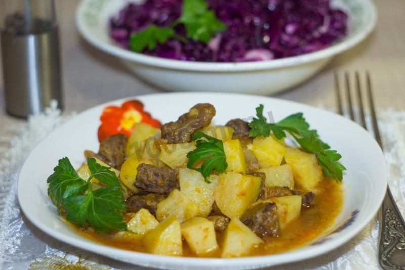Шаг 27 приготовления Картошка с говядиной и морковью в мультиварке