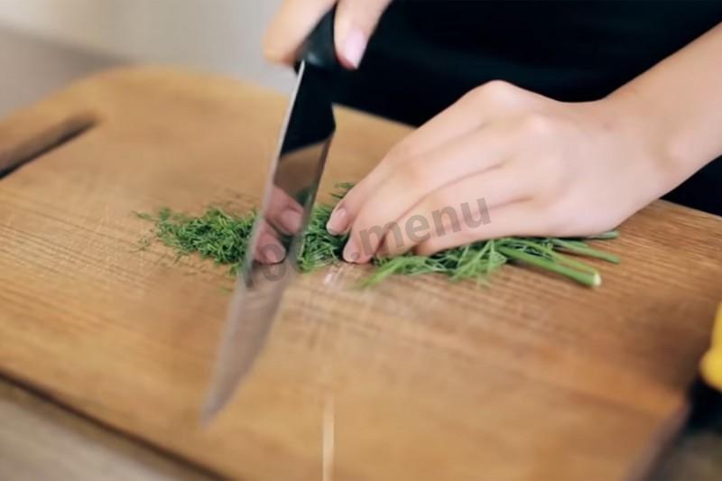 Шаг 1 приготовления Паста с морепродуктами сырно сливочная