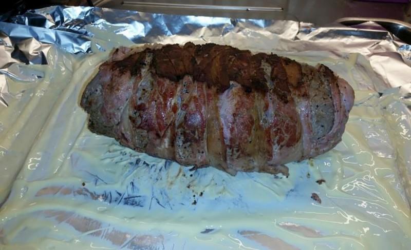 Шаг 4 приготовления Мясо лося с беконом в духовке