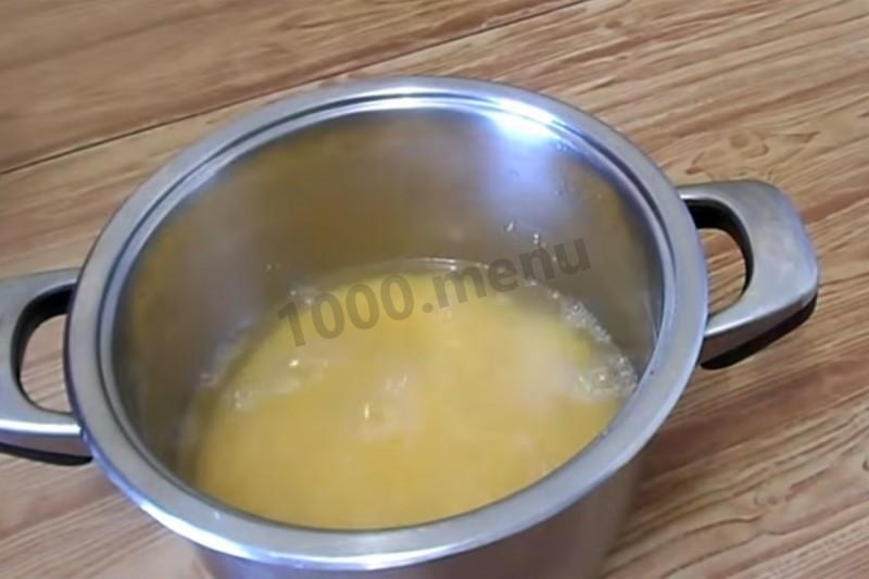 Шаг 1 приготовления Каша молочно кукурузная