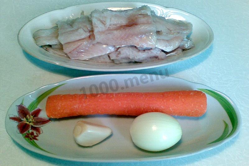 Шаг 3 приготовления Сочный хек под вкусной шубой