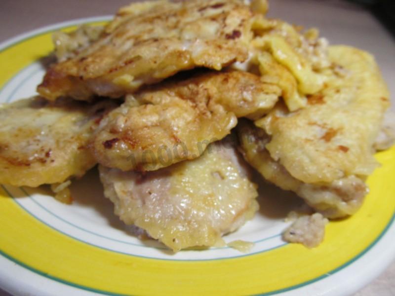 Шаг 14 приготовления Мясо в кляре на минералке