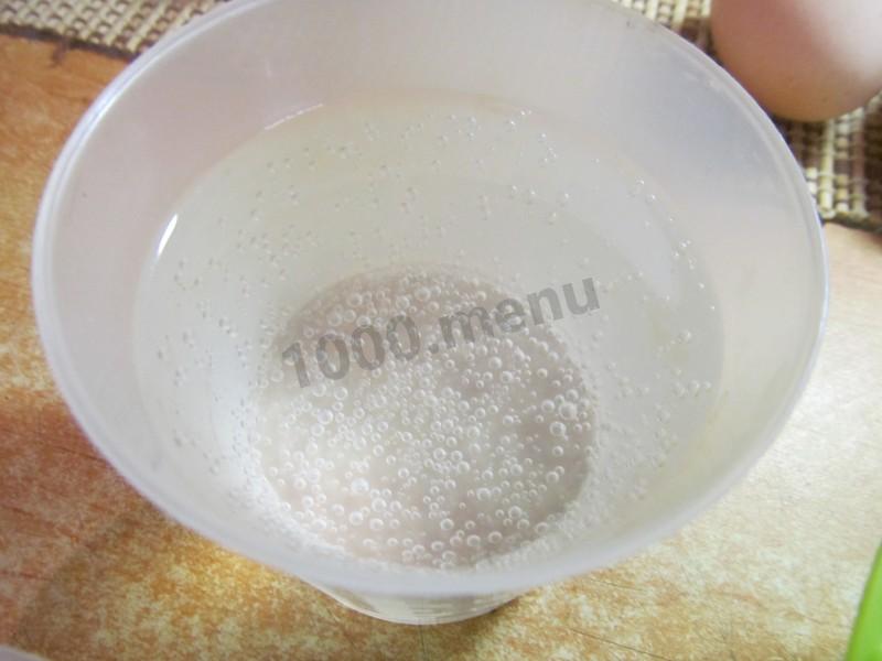 Шаг 6 приготовления Мясо в кляре на минералке