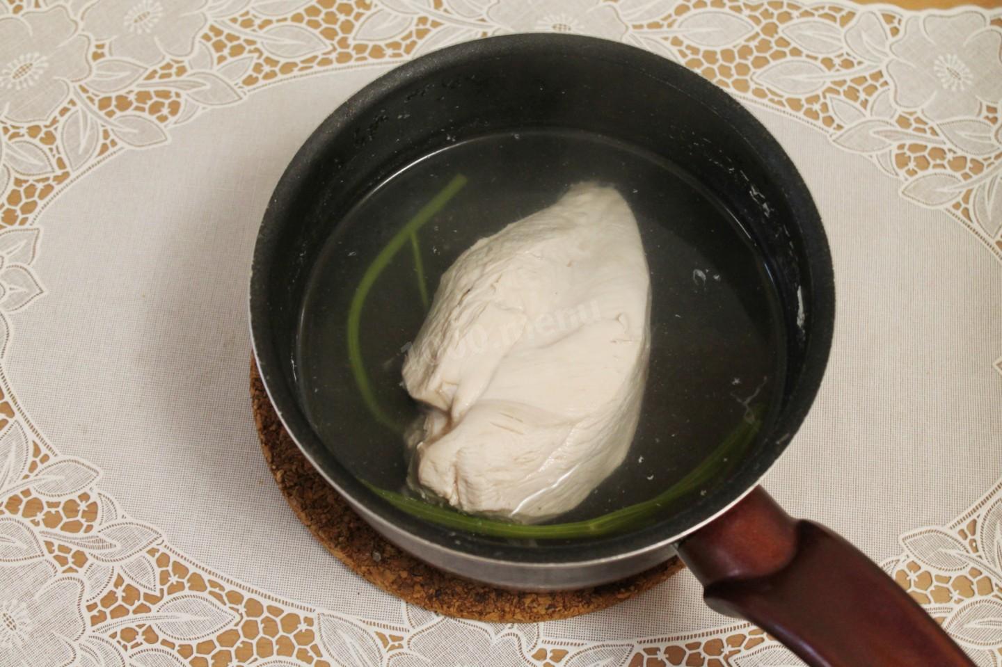 Шаг 2 приготовления Лингвини с курицей