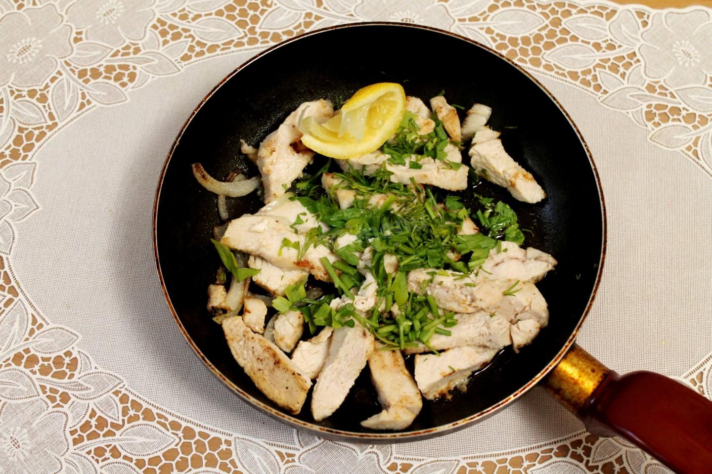 Шаг 8 приготовления Лингвини с курицей