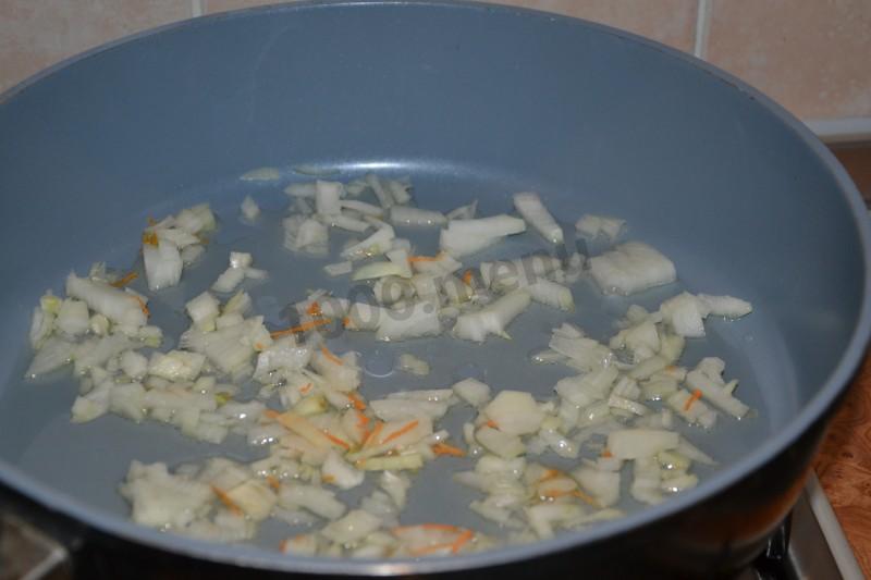 Шаг 3 приготовления Спагетти с куриным фаршем