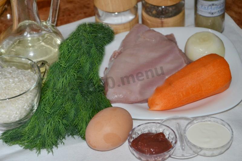 Шаг 1 приготовления Тефтели из индейки с морковью и рисом запеченные