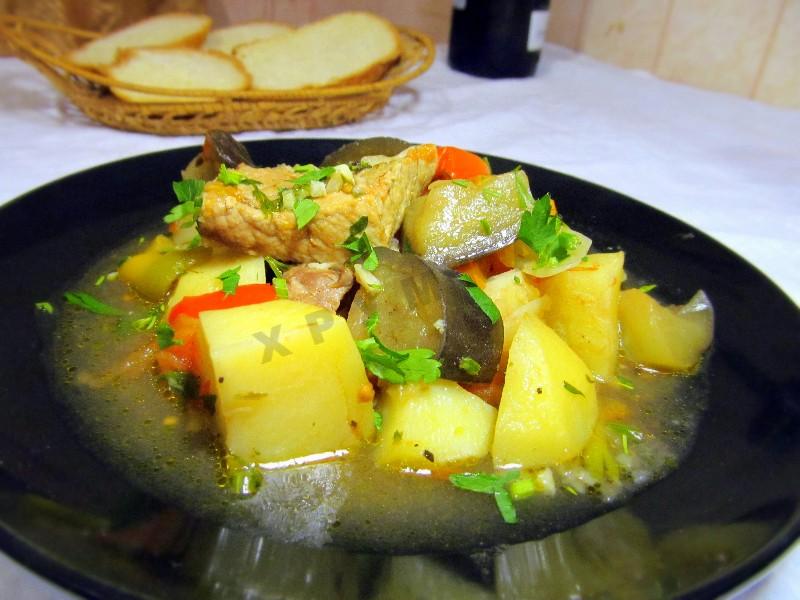 Шаг 16 приготовления Мясо с баклажанами и картофелем в мультиварке