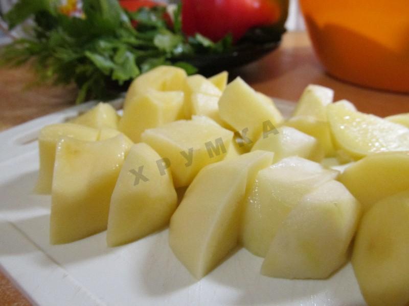 Шаг 6 приготовления Мясо с баклажанами и картофелем в мультиварке