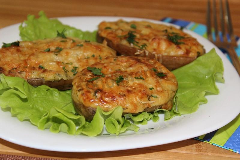 Обложка рецепта Картофель запеченный с сыром и беконом