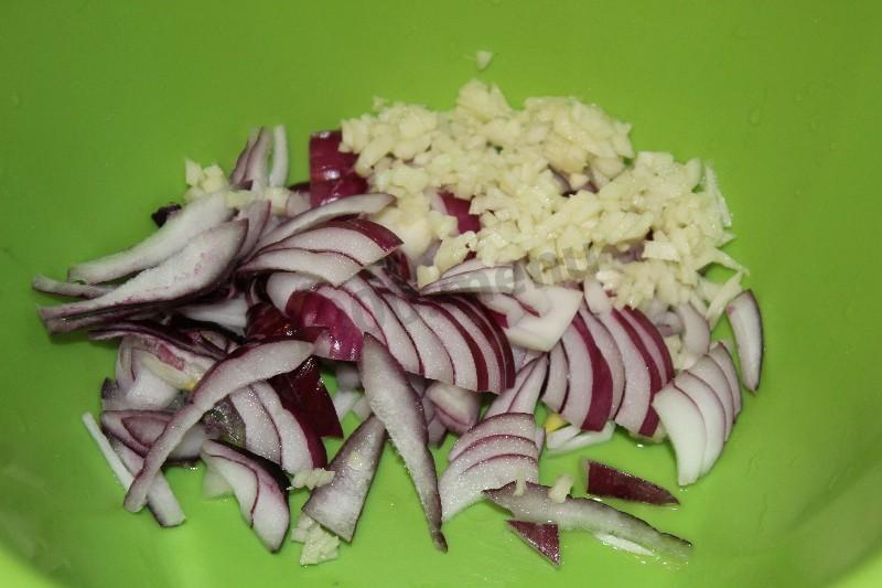 Шаг 1 приготовления Вкусный омлет Настроение