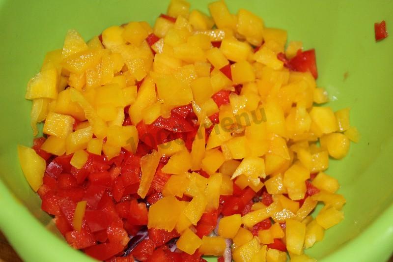 Шаг 2 приготовления Вкусный омлет Настроение