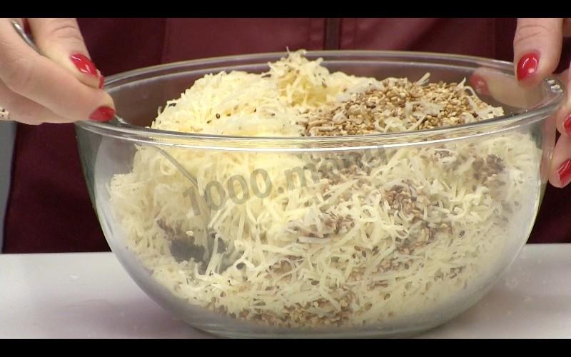 Шаг 3 приготовления Куриное филе в кунжутной корочке