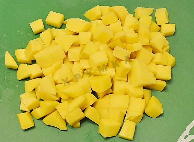 Шаг 2 приготовления Картофельная запеканка с сосисками и сыром в духовке
