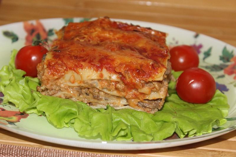 Шаг 10 приготовления Мясная лазанья с грибным соусом