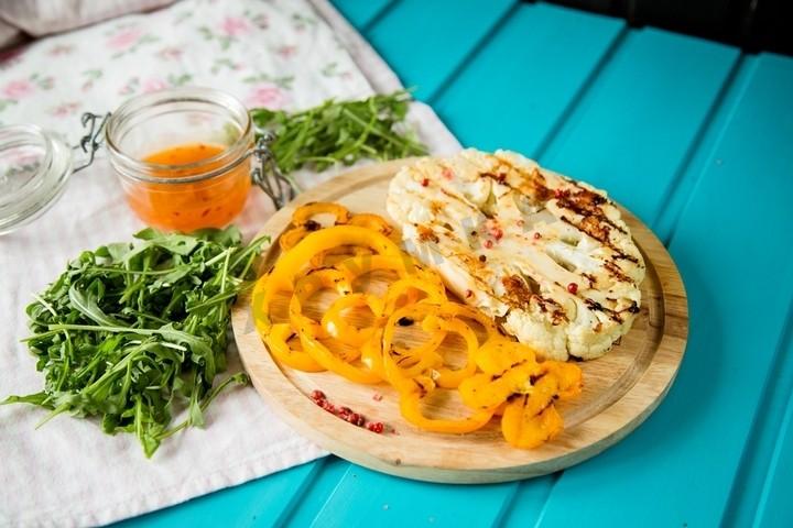 Шаг 5 приготовления Стейк из цветной капусты