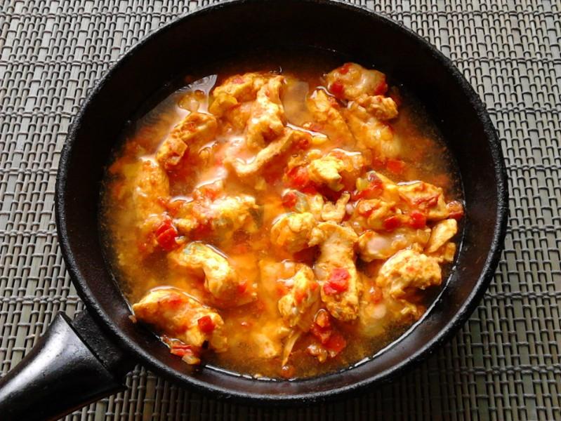 Шаг 8 приготовления Куриное филе с карри и овощами
